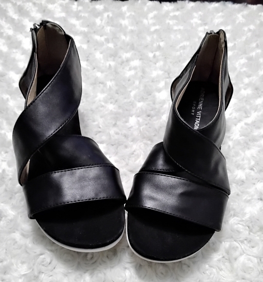 Adrienne Vittadini Sandal/Sports/Shoe  Size 6M - Picture 5 of 5